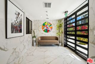137 North Doheny Drive – photo 2
