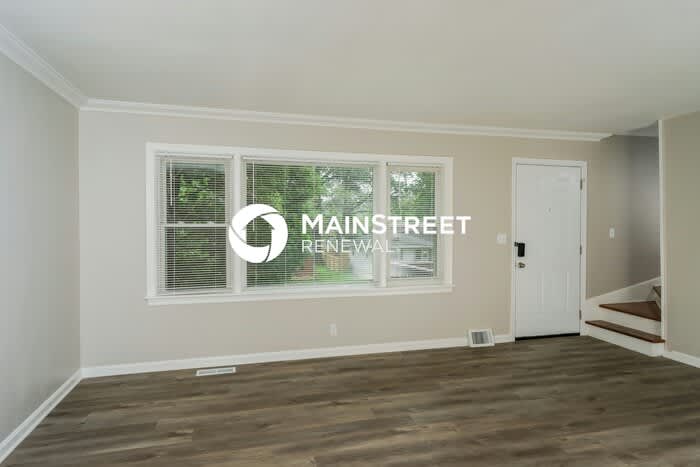 2606 Thomas Avenue – photo 2