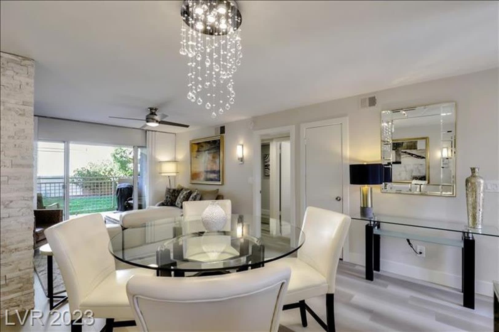 FURNISHED OPTIONAL 2 BEDROOM REMODELED CONDO ON 1ST FLOOR! – photo 5