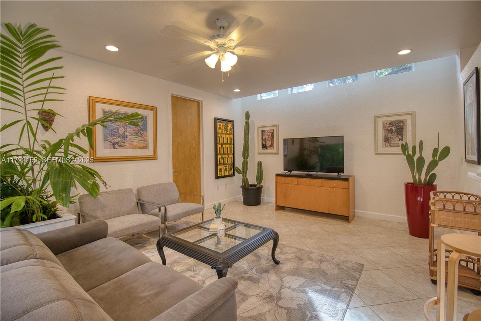 2200 Lincoln Avenue Miami Fl 33133 – photo 5