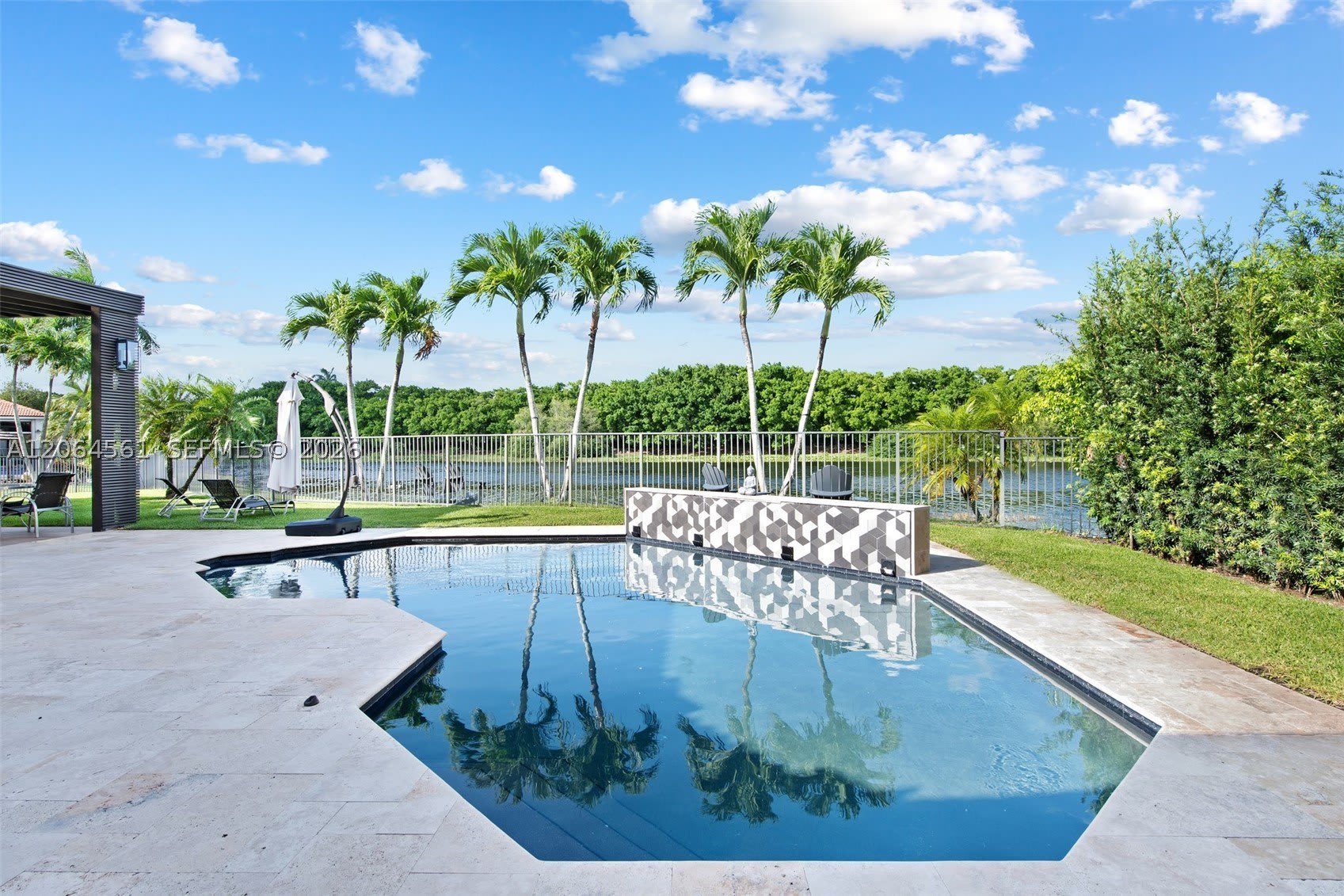 2498 Eagle Run Dr – photo 1