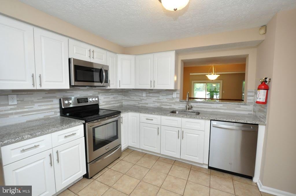 23 WATERVIEW COURT – photo 3