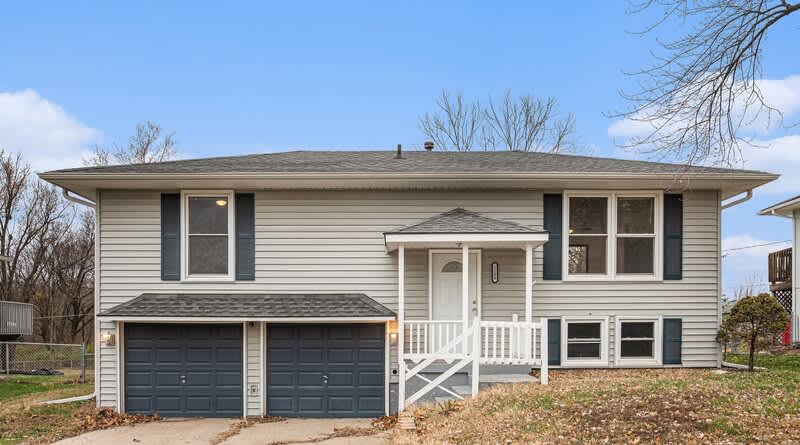 1208 South Mayview Avenue – photo 1