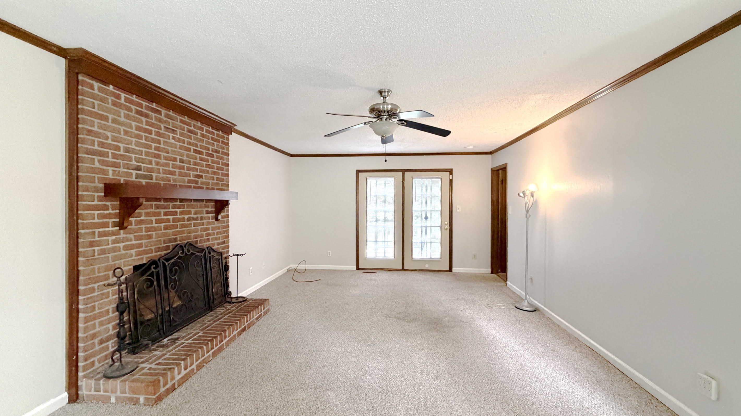 2387 Riverchase Place – photo 3