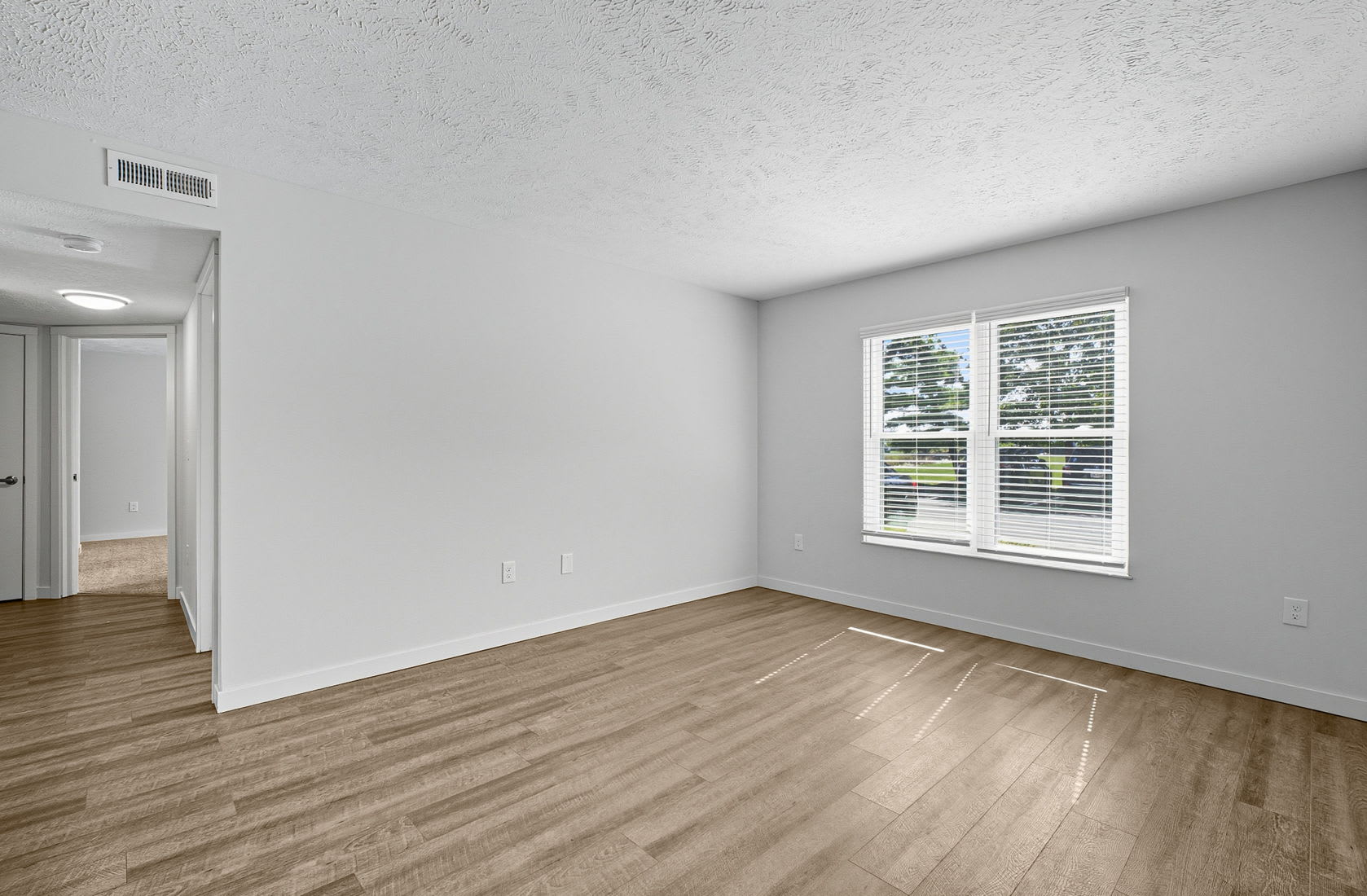 Bridgewater Apartments – photo 2