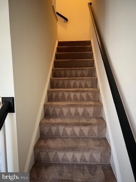 10608 EASTLAND Circle – photo 5