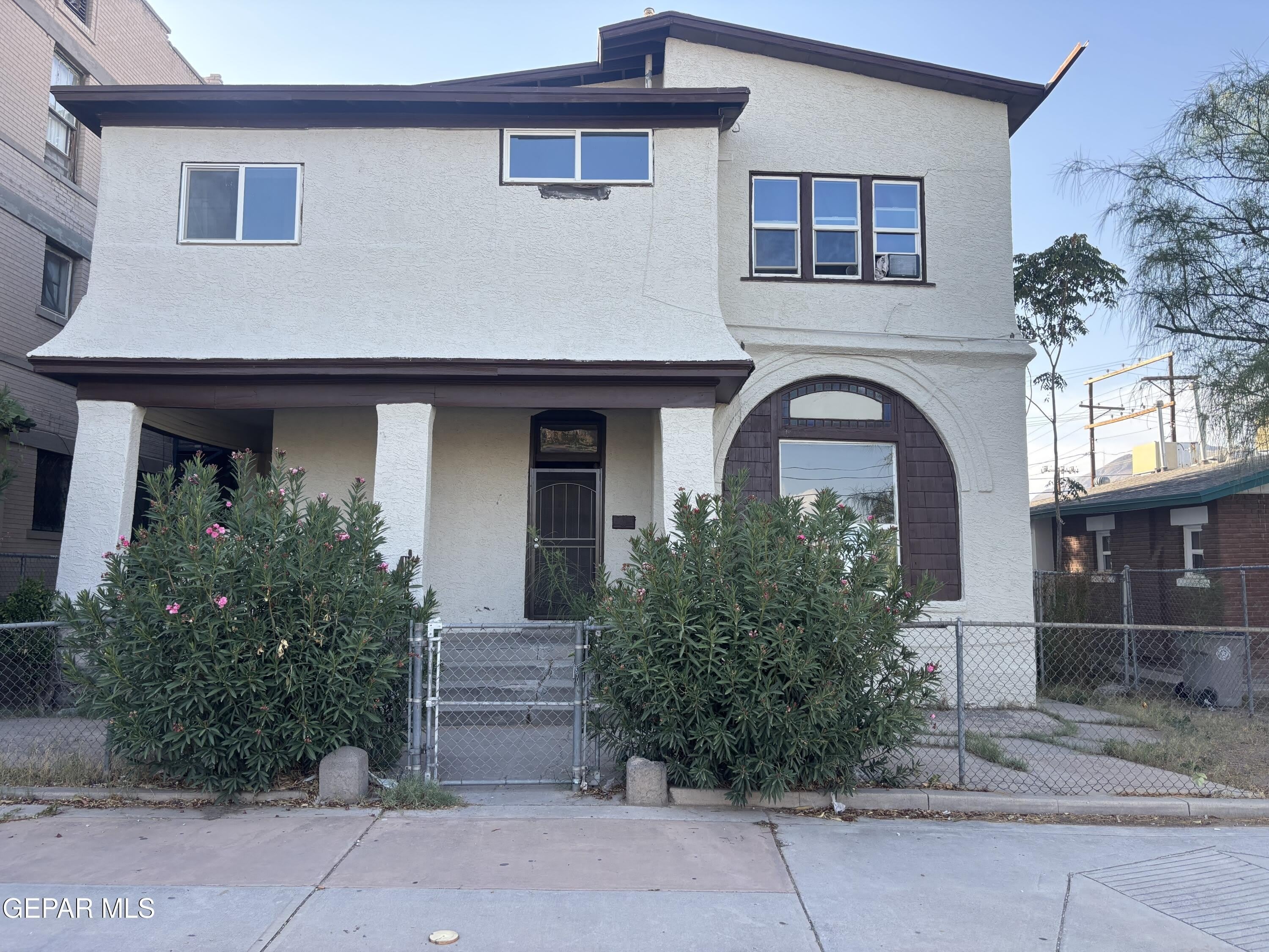 1025 Magoffin Avenue – photo 1