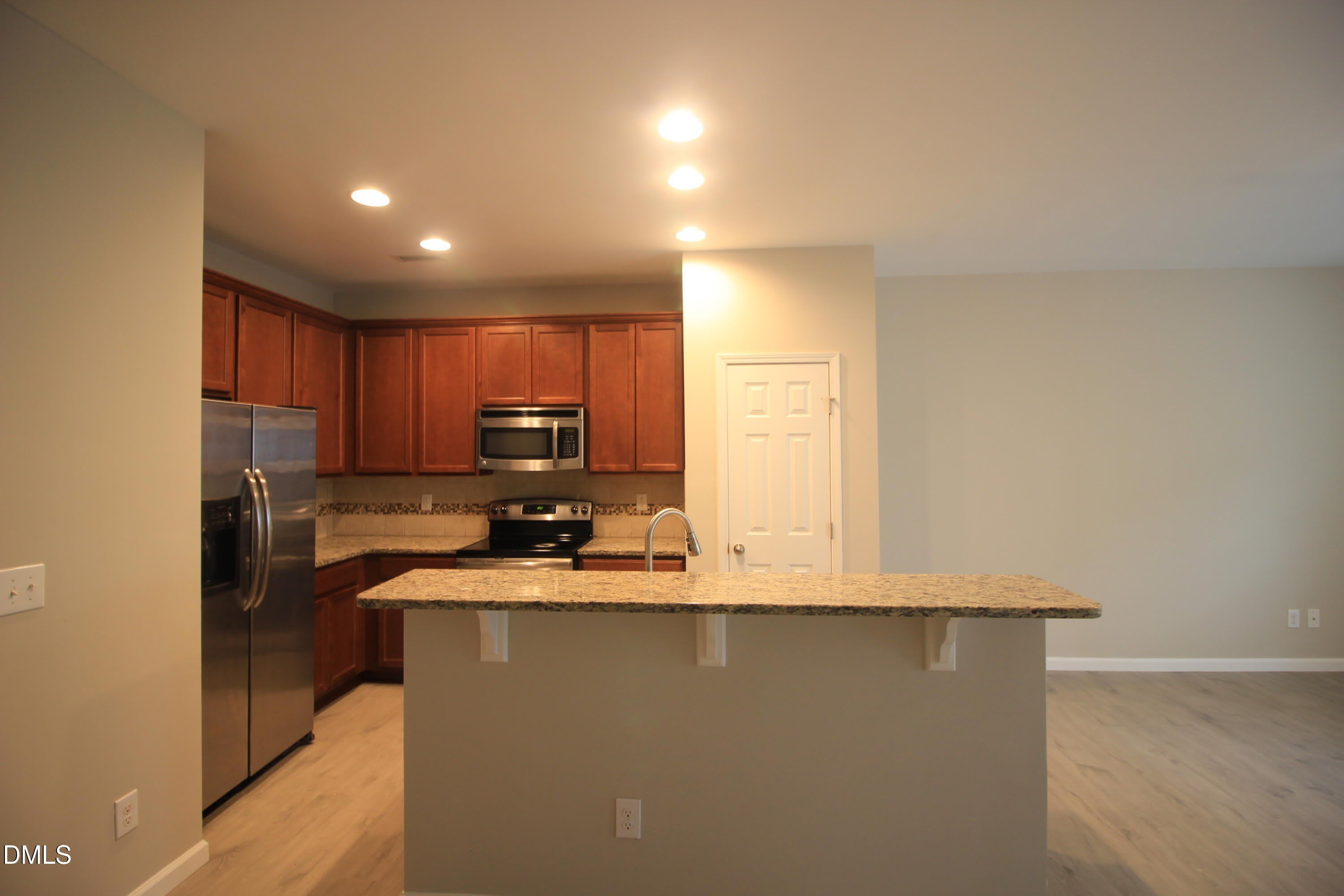 405 Stone Flower Lane – photo 3