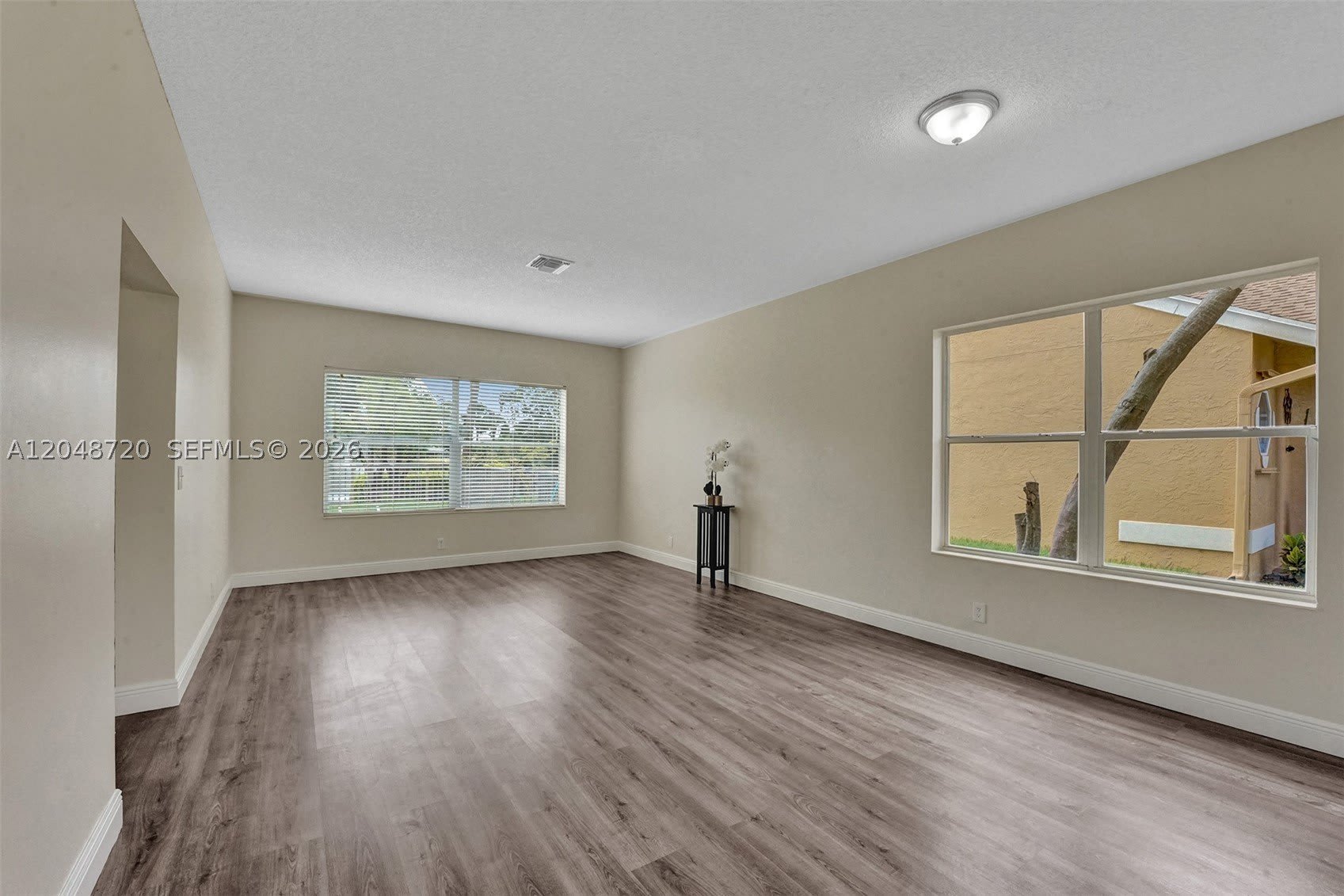 1224 Sussex St – photo 5