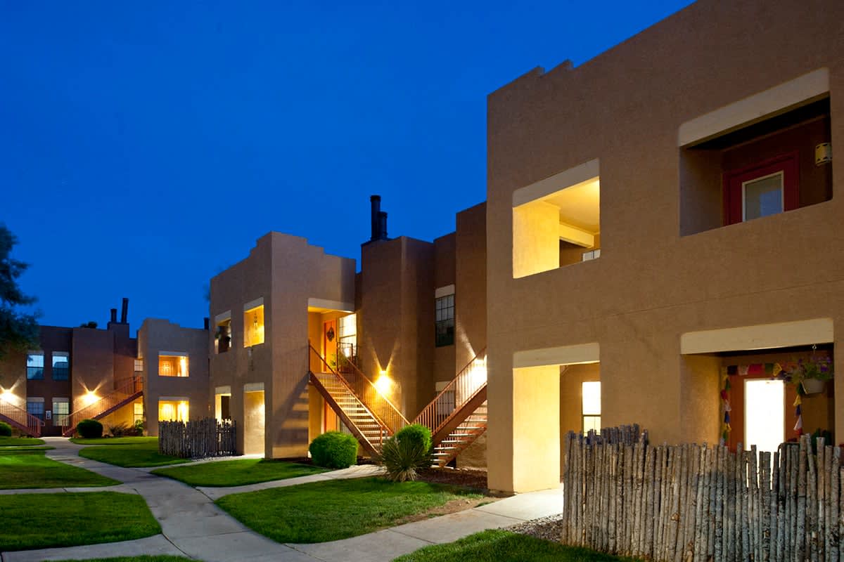 Rancho Carrera Apartments – photo 2