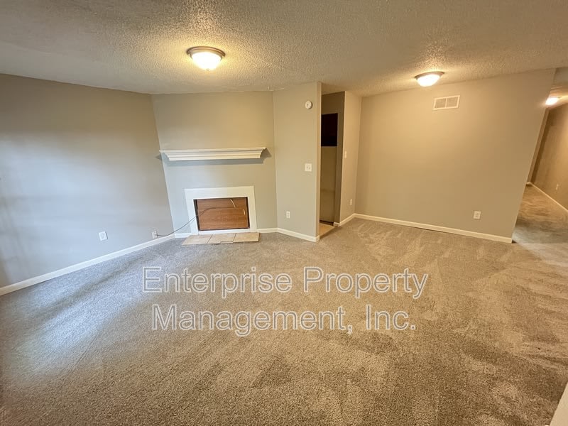 1365 Garden Rd – photo 2