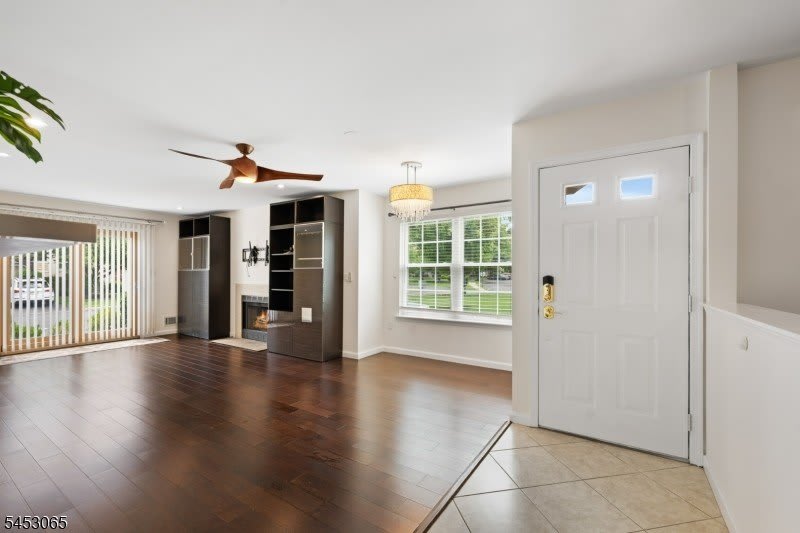 2501 Vroom Dr – photo 3