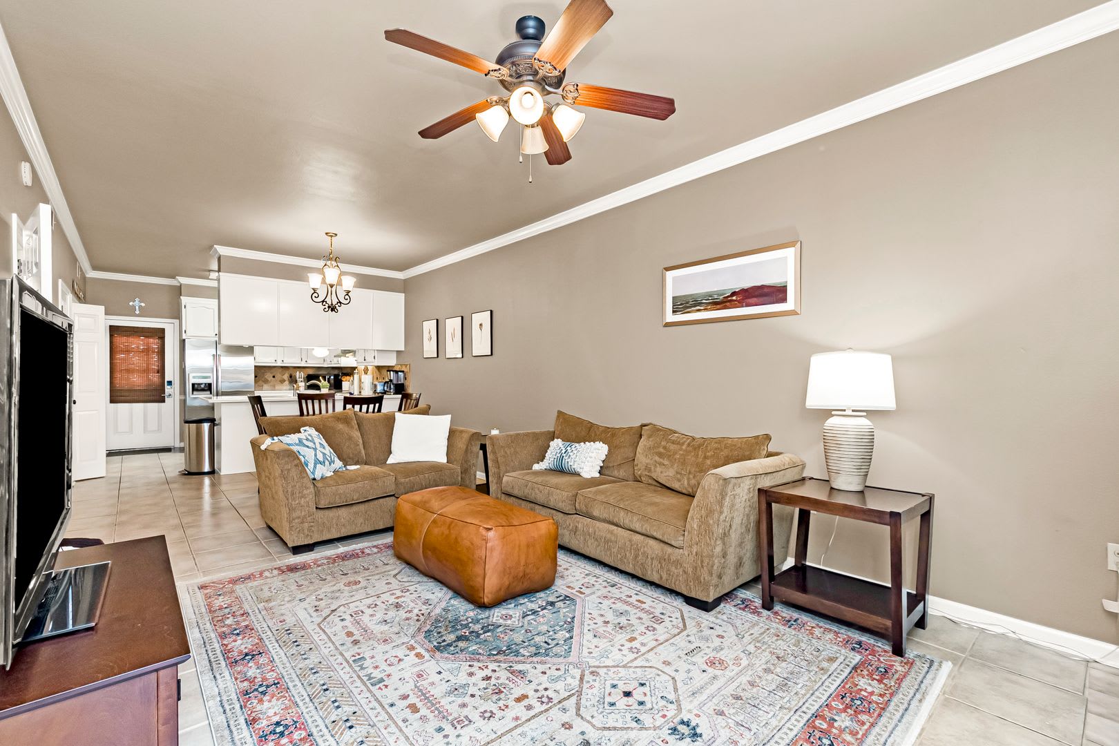 2 Bedroom Furnished Townhome Off Jefferson Hwy All Utilities Included Community Pool Long Term Rental – photo 3