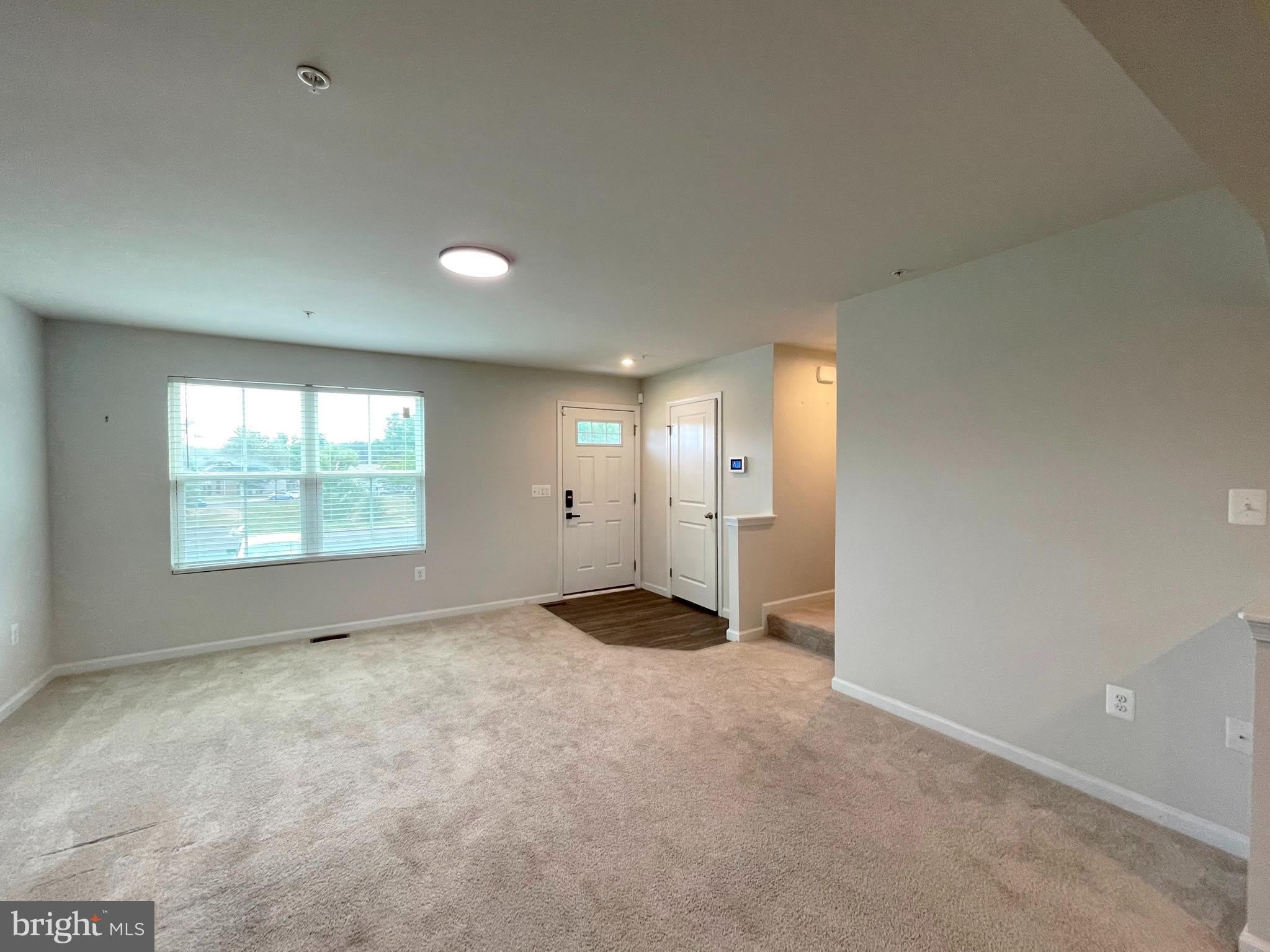 46350 SANDBAR Lane – photo 2