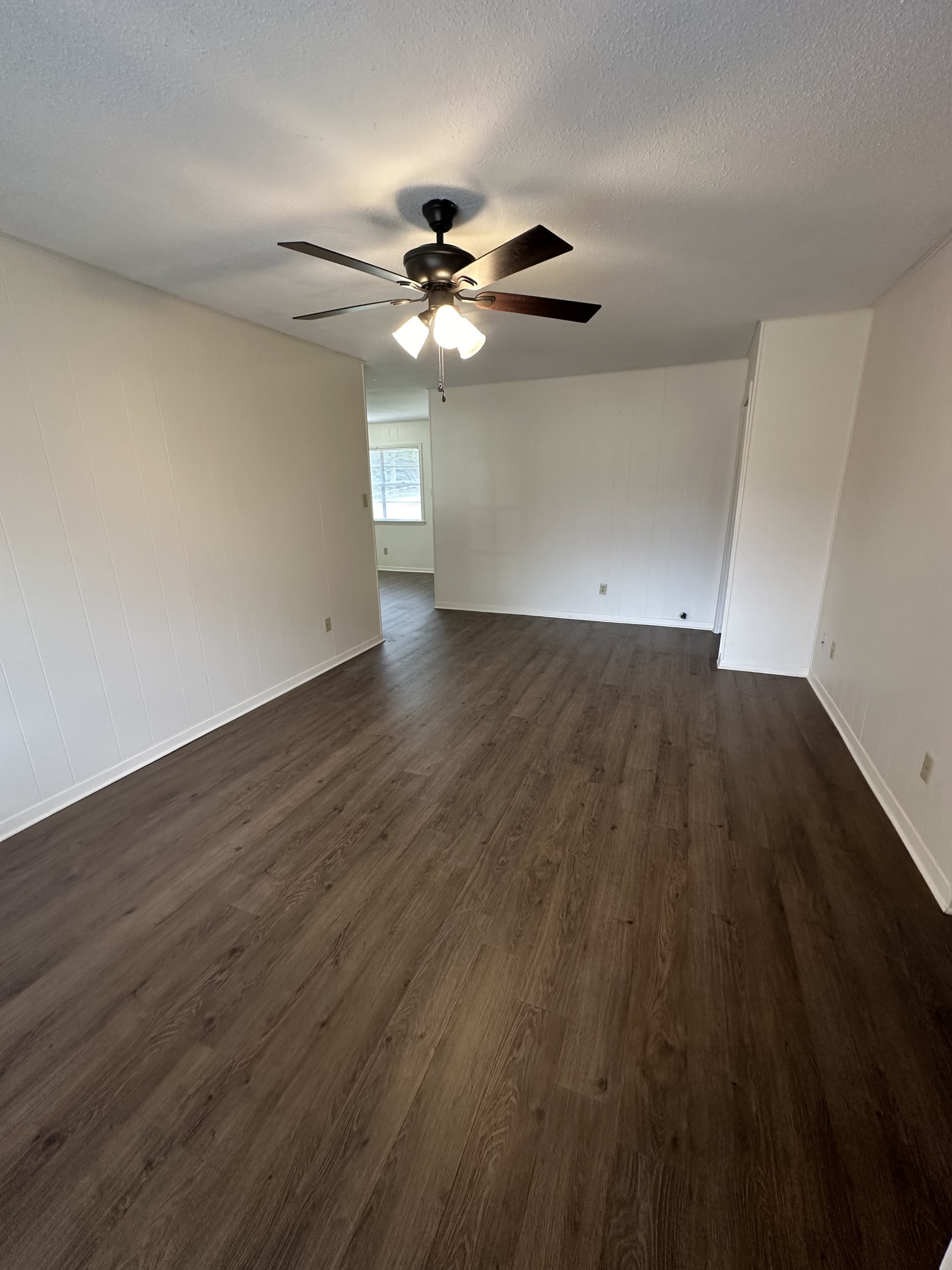 1008 Oakridge Street – photo 2