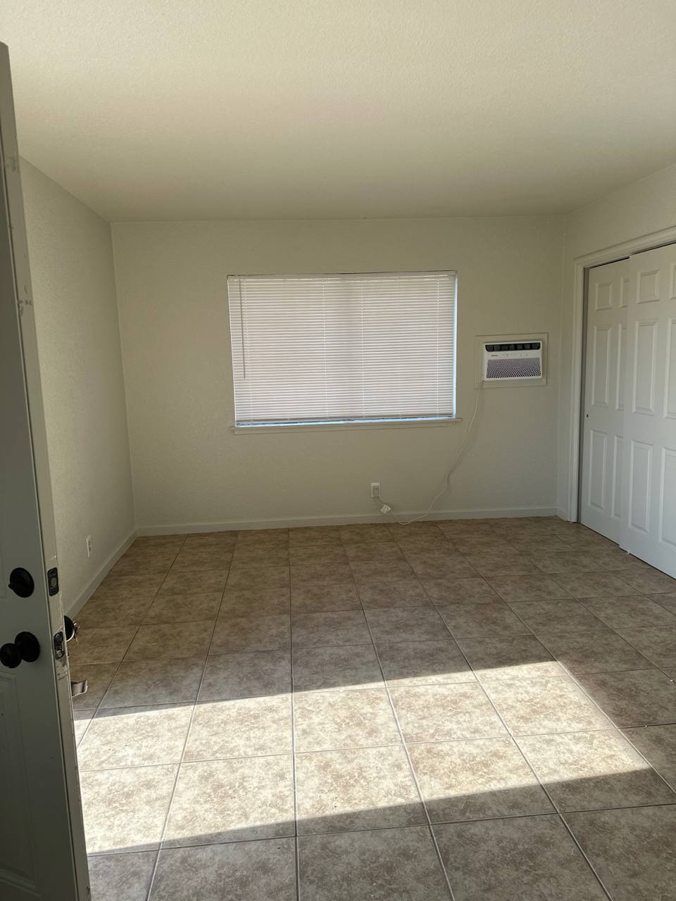 1161 Letts Avenue Unit B – photo 3