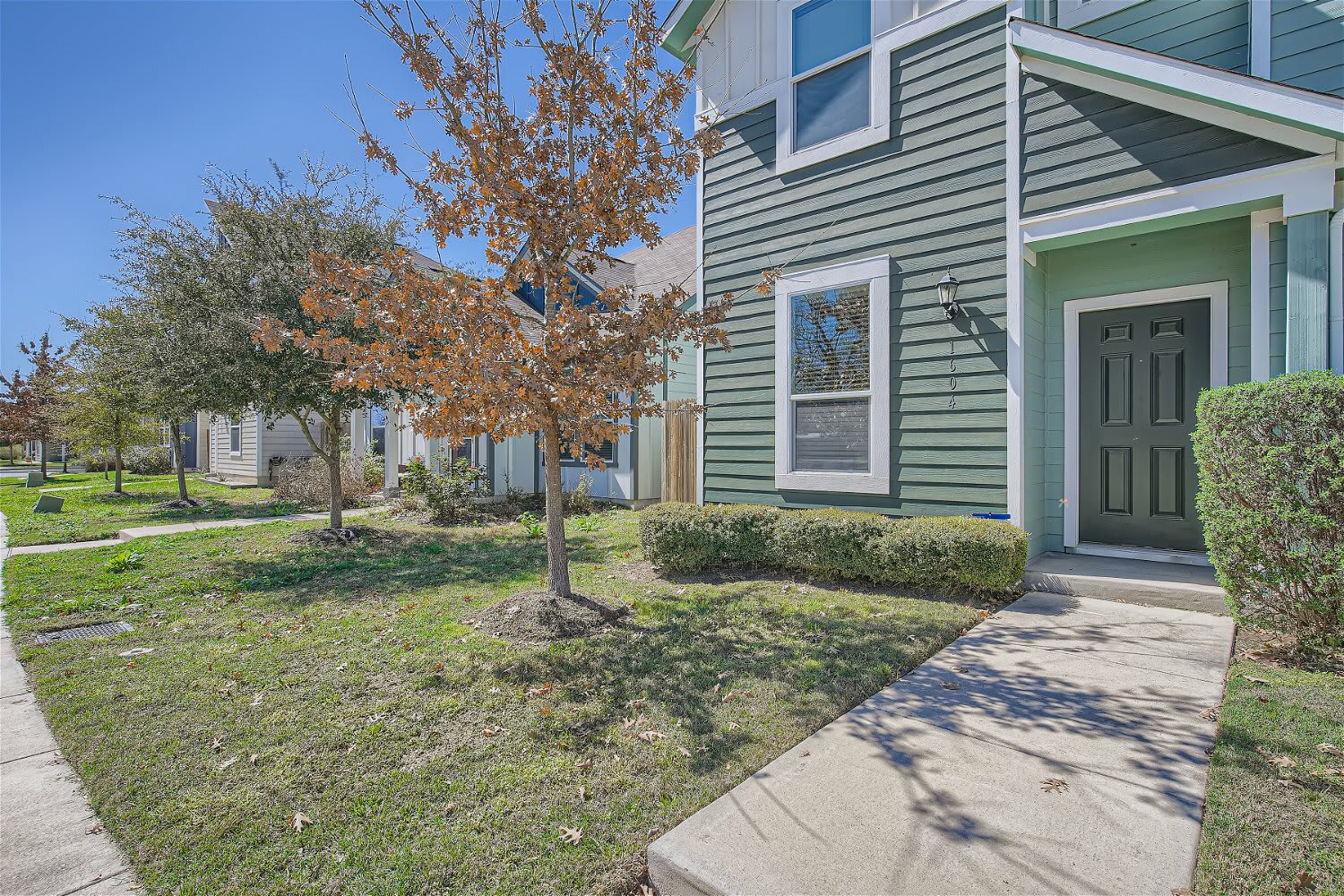 1604 Los Olivios Way – photo 3