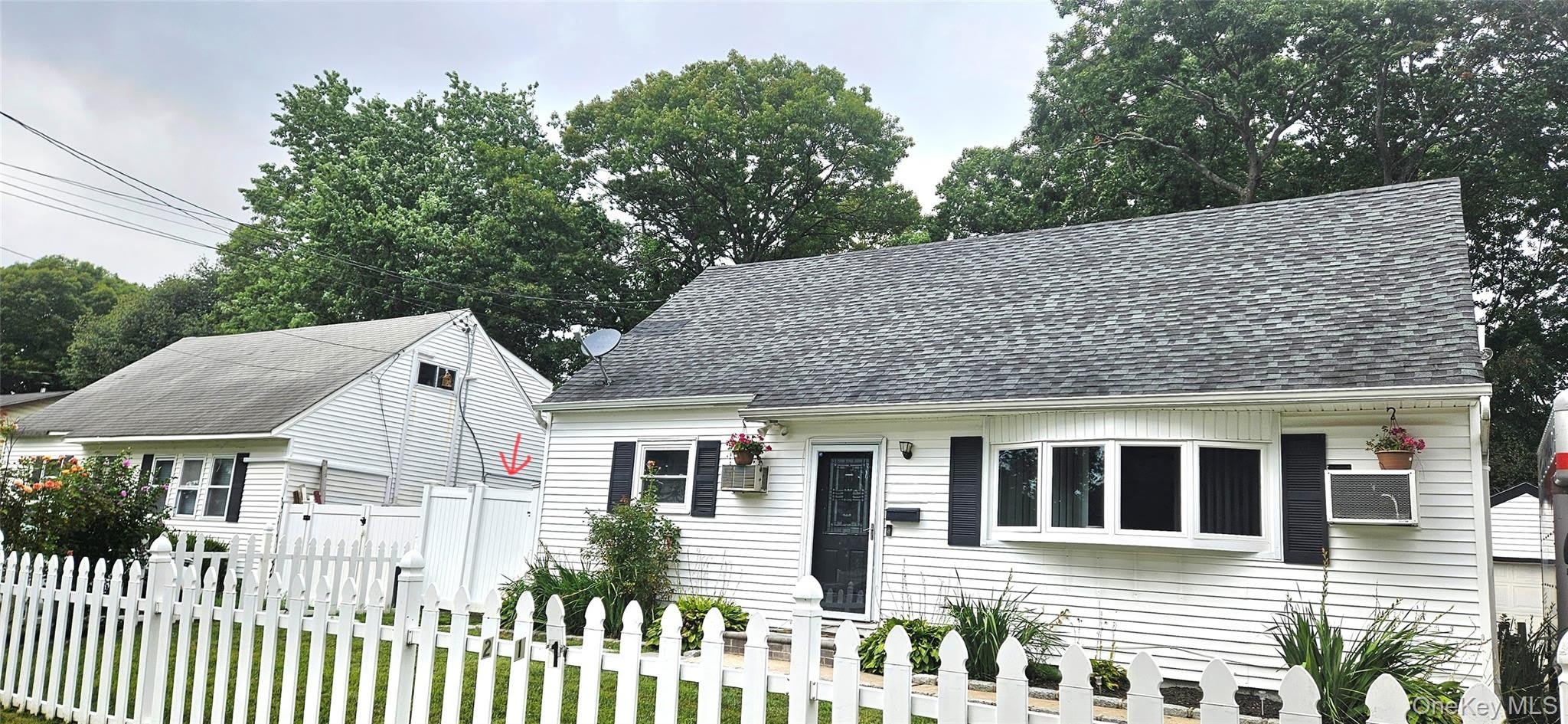 211 Parkway Boulevard – photo 2
