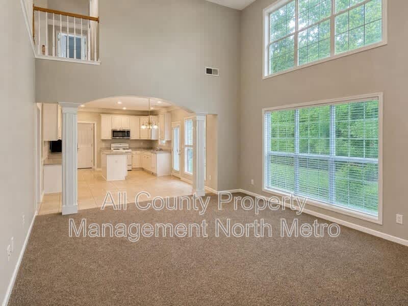 550 Elgaen Court – photo 3