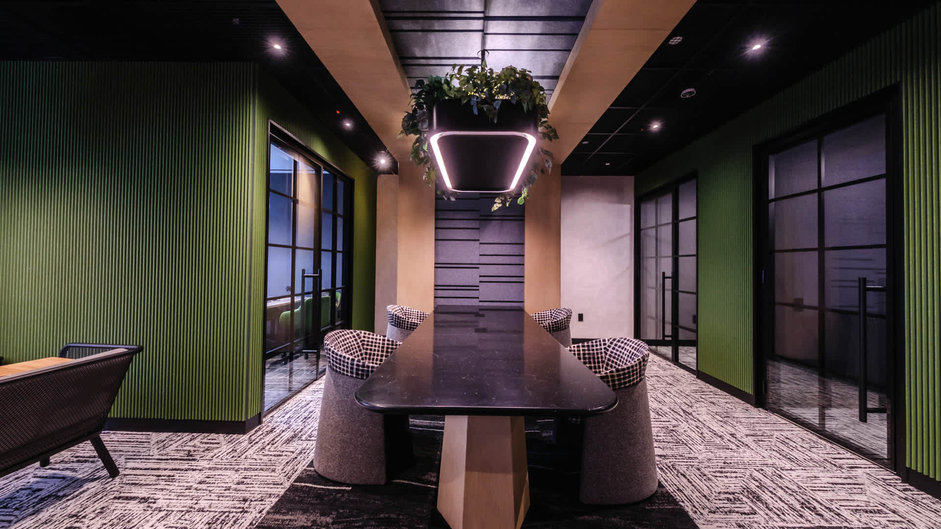 777 6th Avenue – photo 5