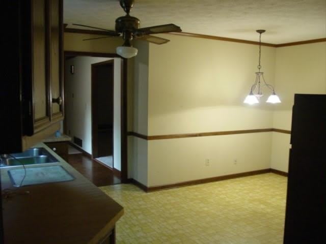 220 Lantern Ridge Court – photo 2