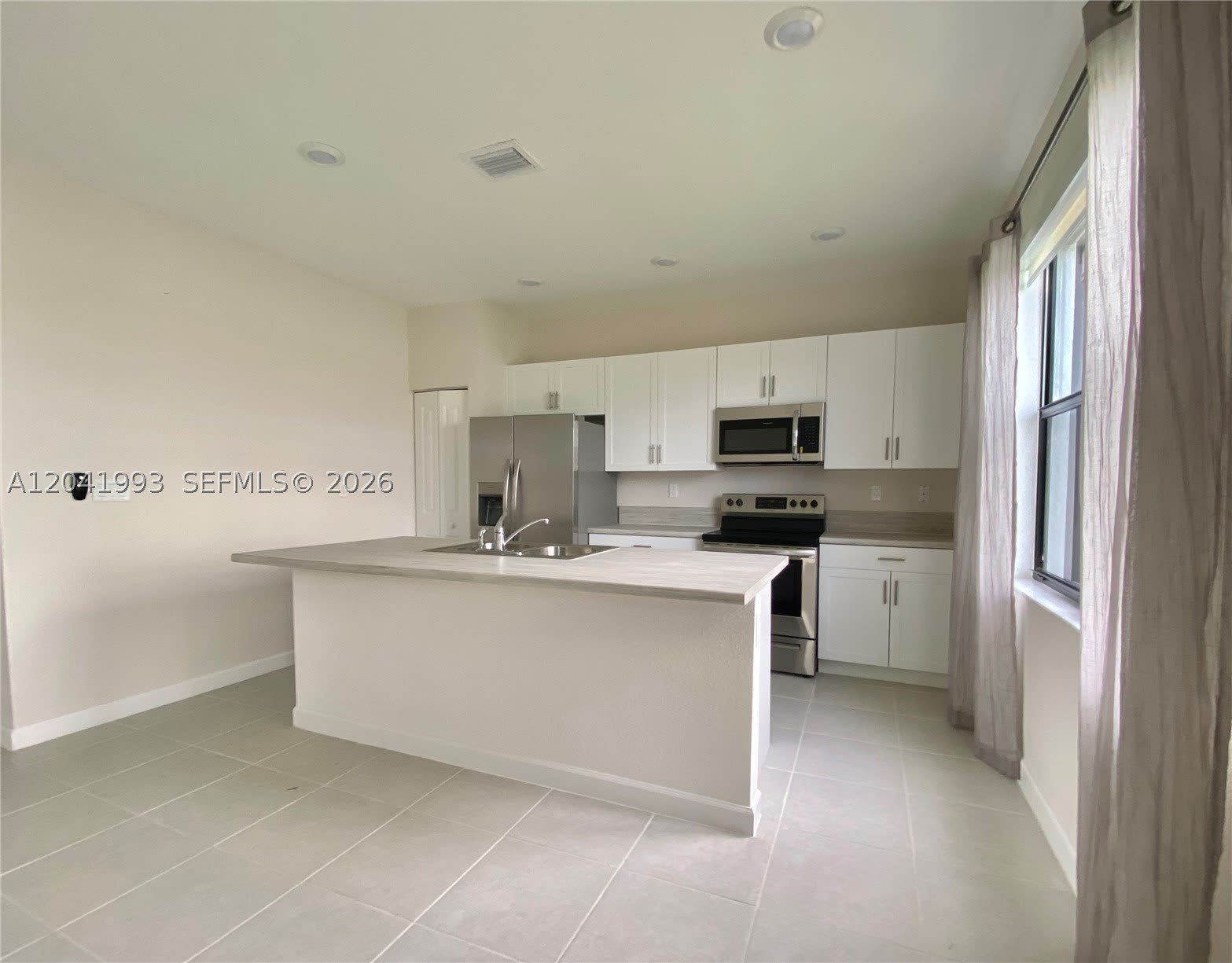 10265 SW 231st Ln – photo 4