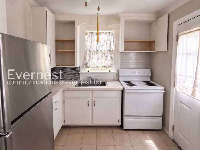 4423 Eanes Lane – photo 4