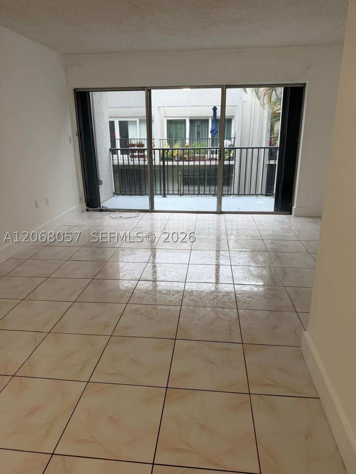 30 NW 87th Ave – photo 4