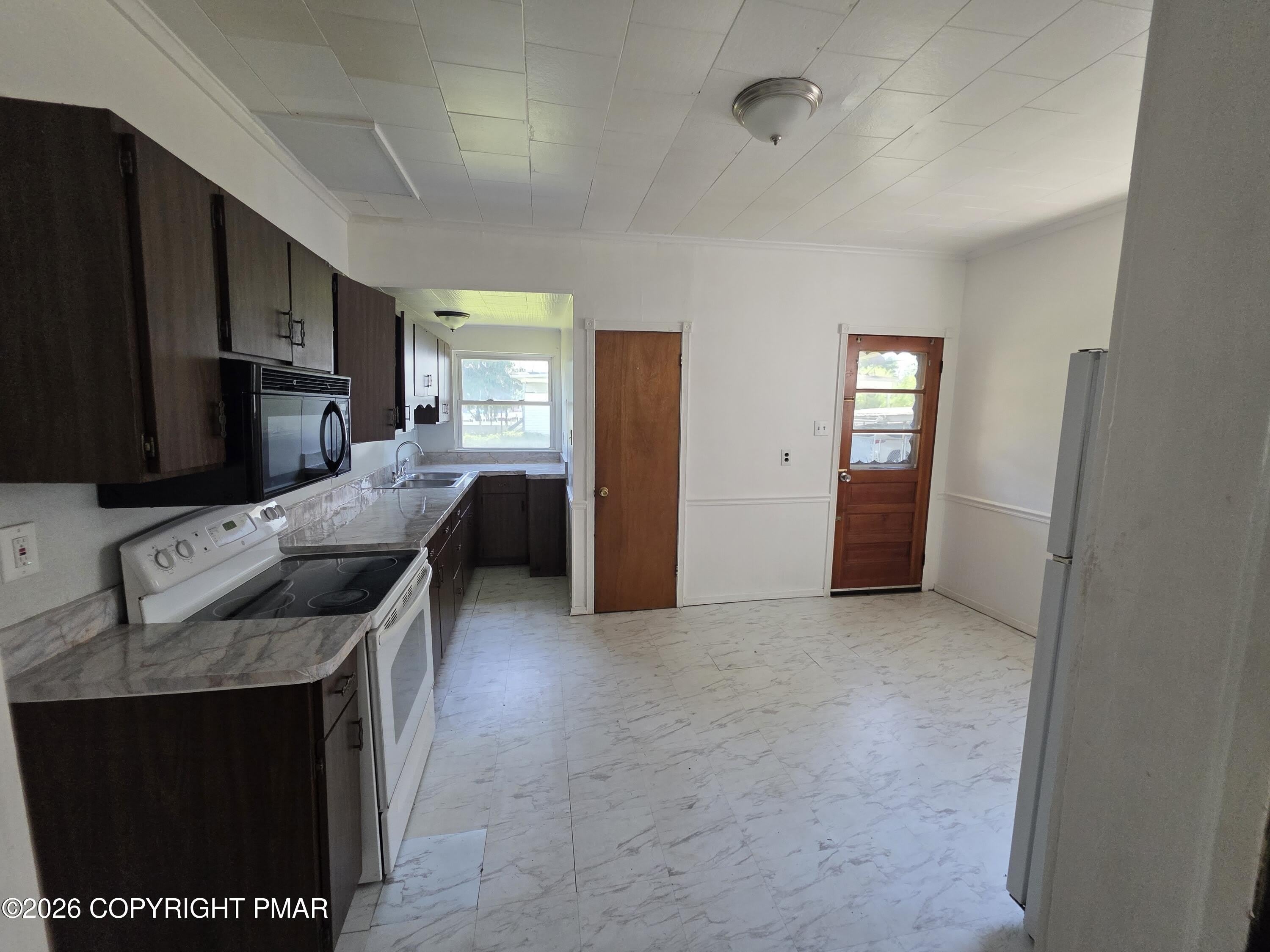 819 S 9Th Avenue – photo 5