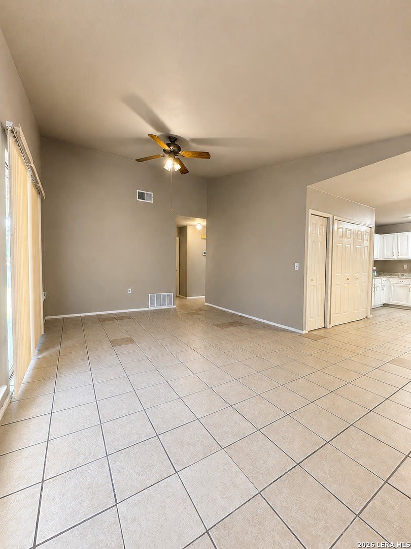 8023 Laurel Bend – photo 3