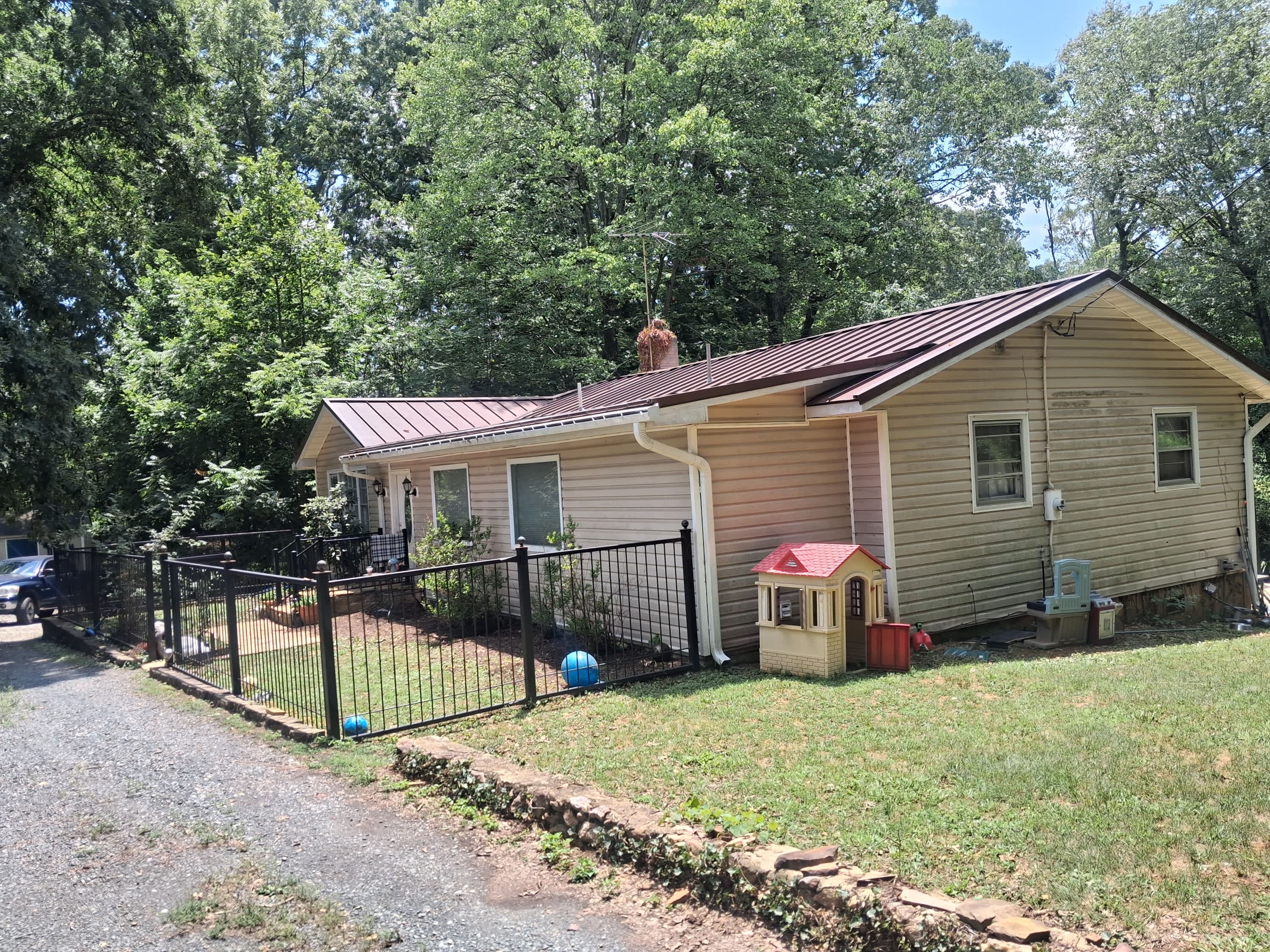 254 Peacful Hollow Rd – photo 2