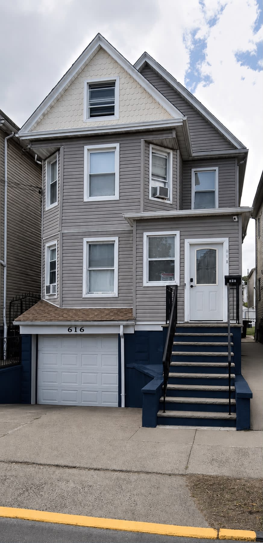 616 Adams Ave – photo 1