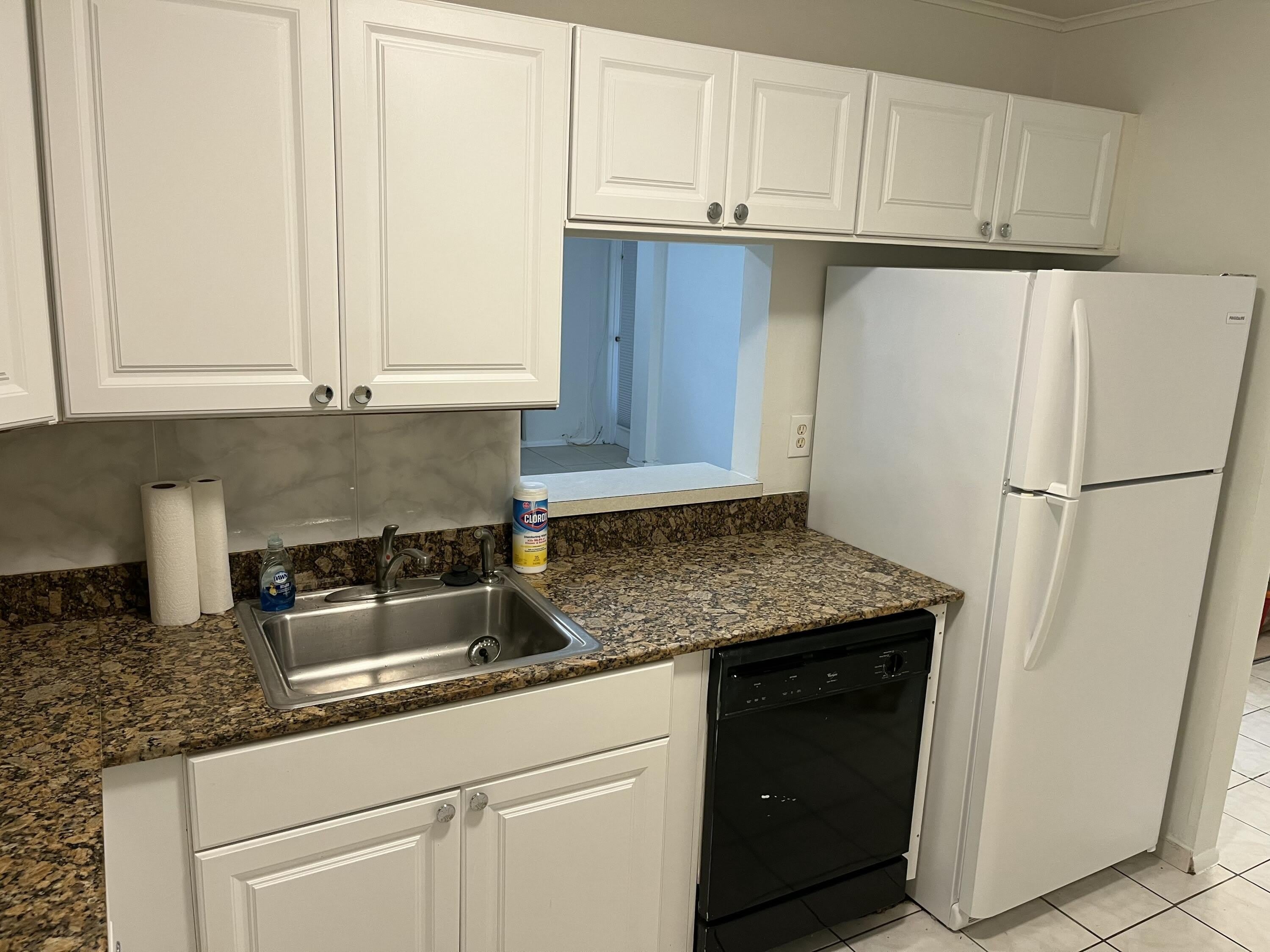 4304 NW 9th Avenue – photo 3