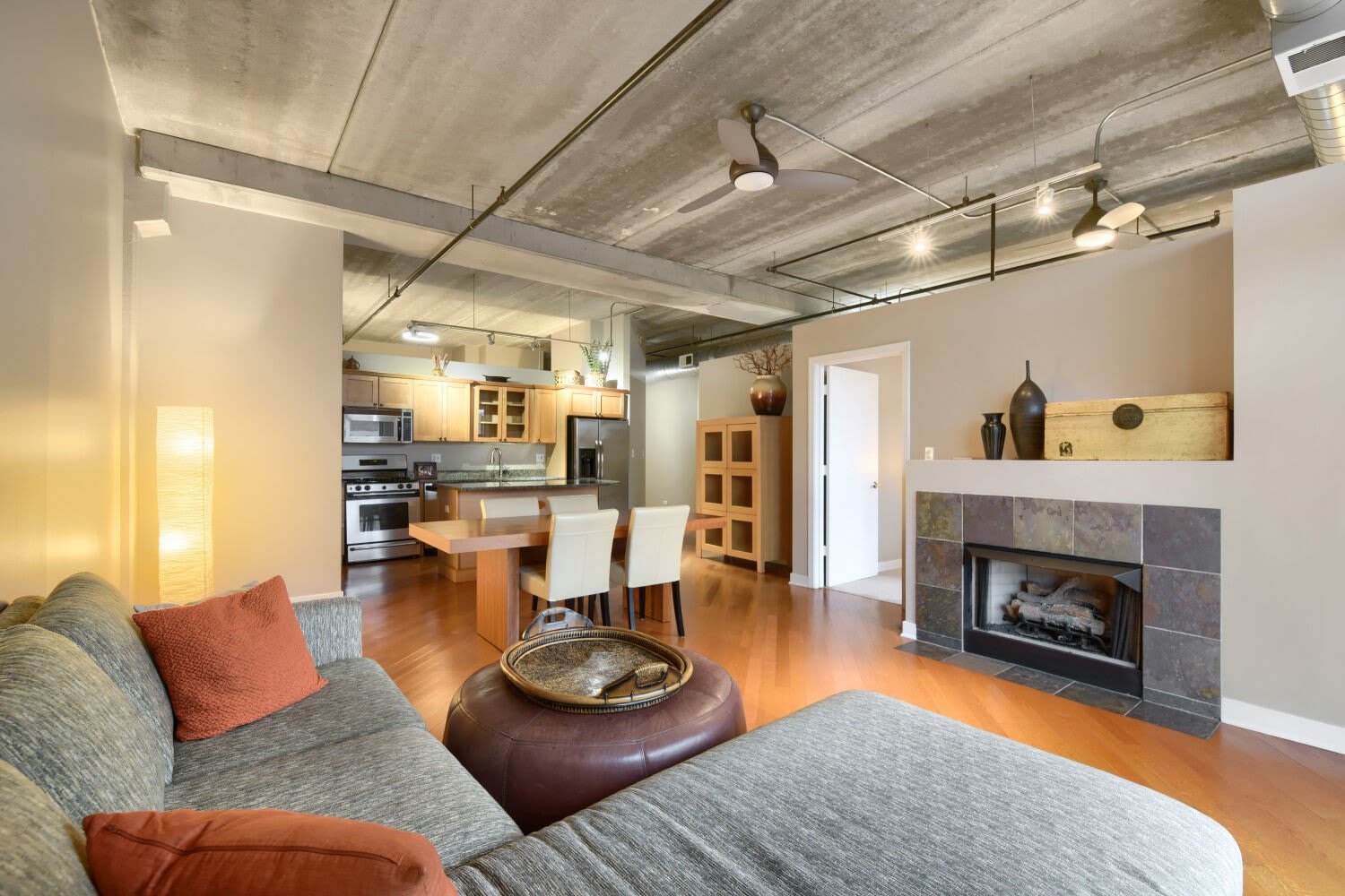 811 W 15th Place – photo 4