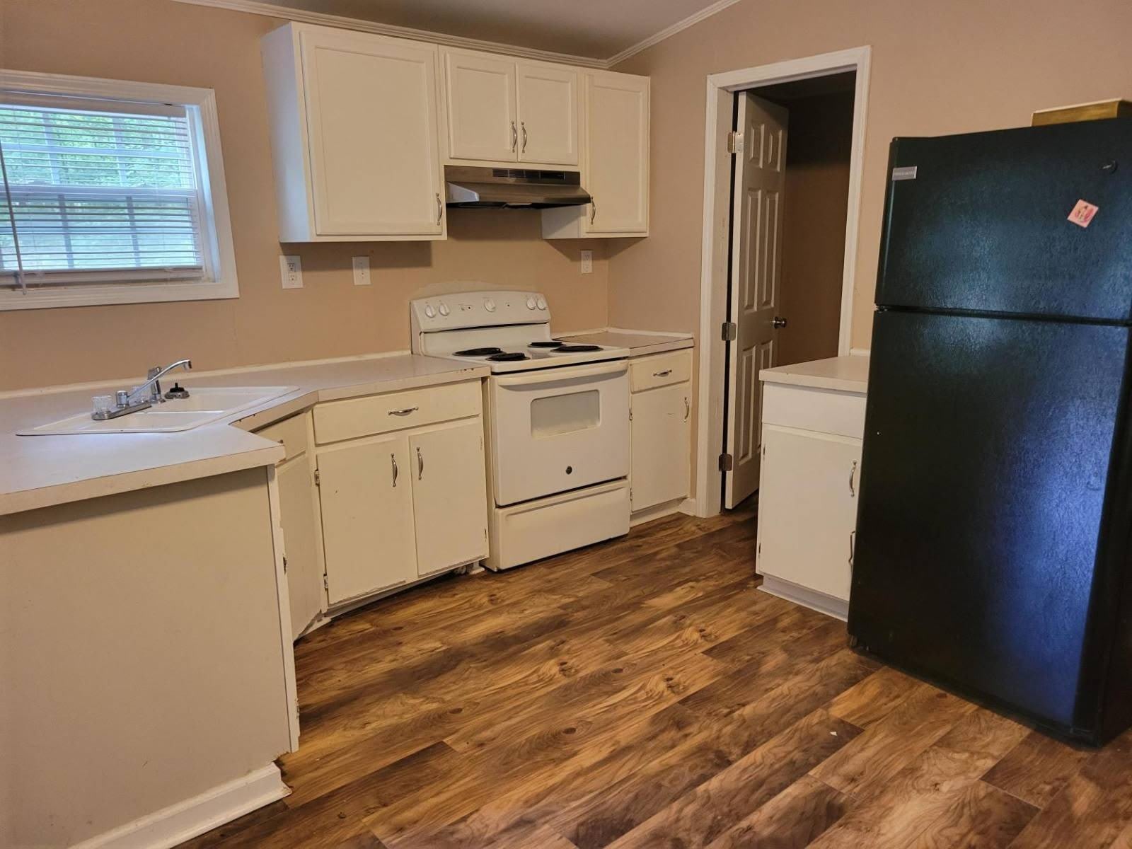 4079 Acorn Drive – photo 3