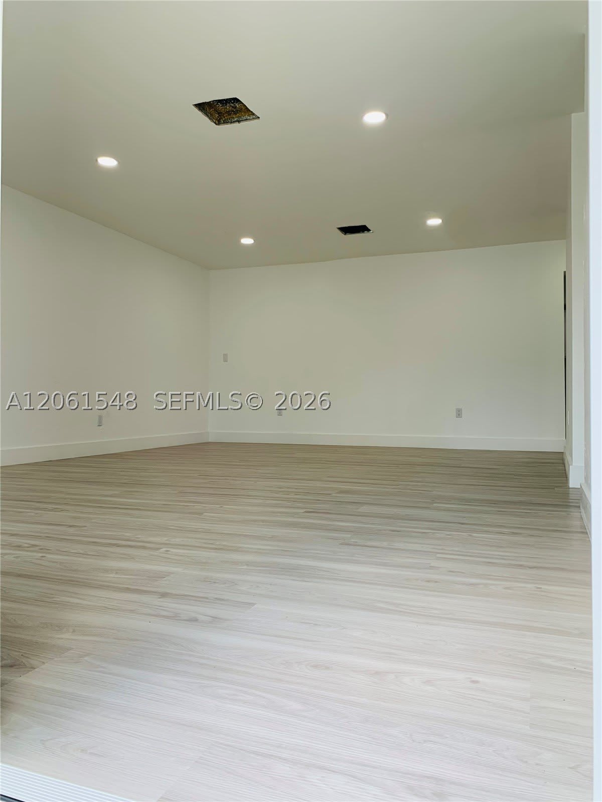 5441 NW 174th Dr – photo 4