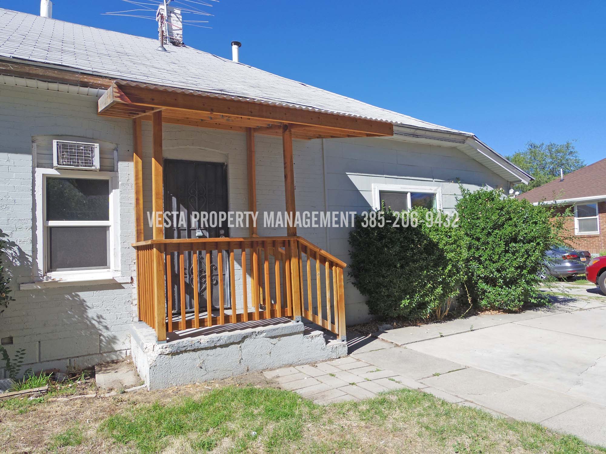 538 30Th Street 2 – photo 2