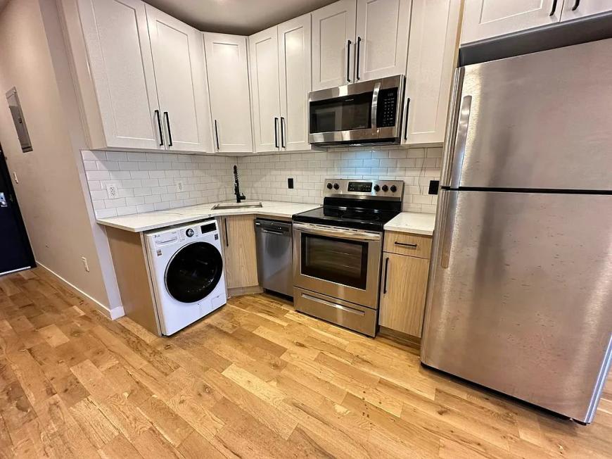 169 West 228th Street – photo 1
