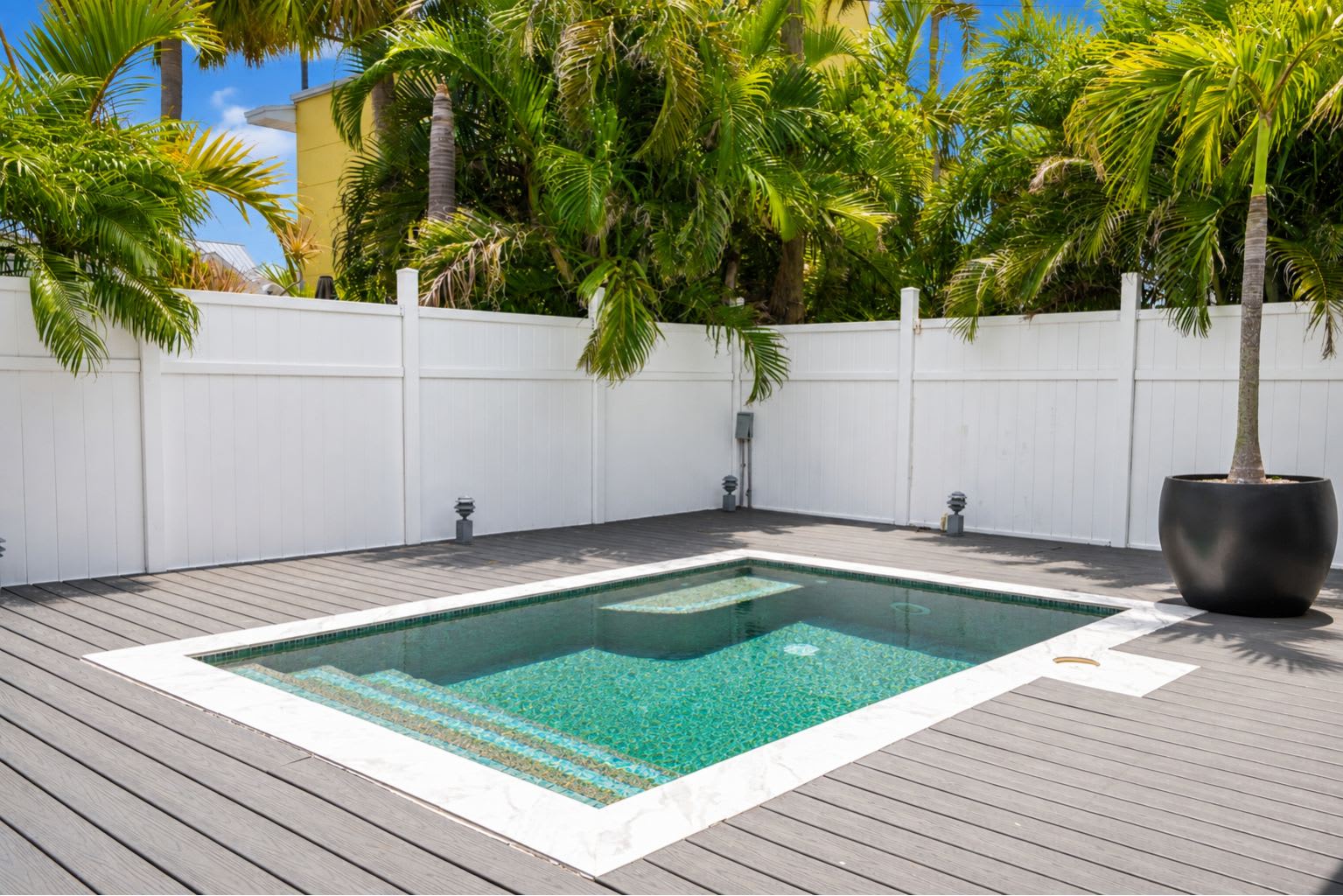 102 26th Ave – photo 1