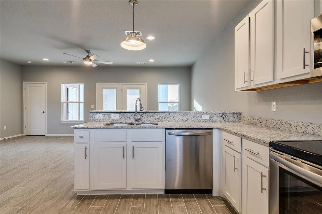 1373 N Hog Trough Drive – photo 1
