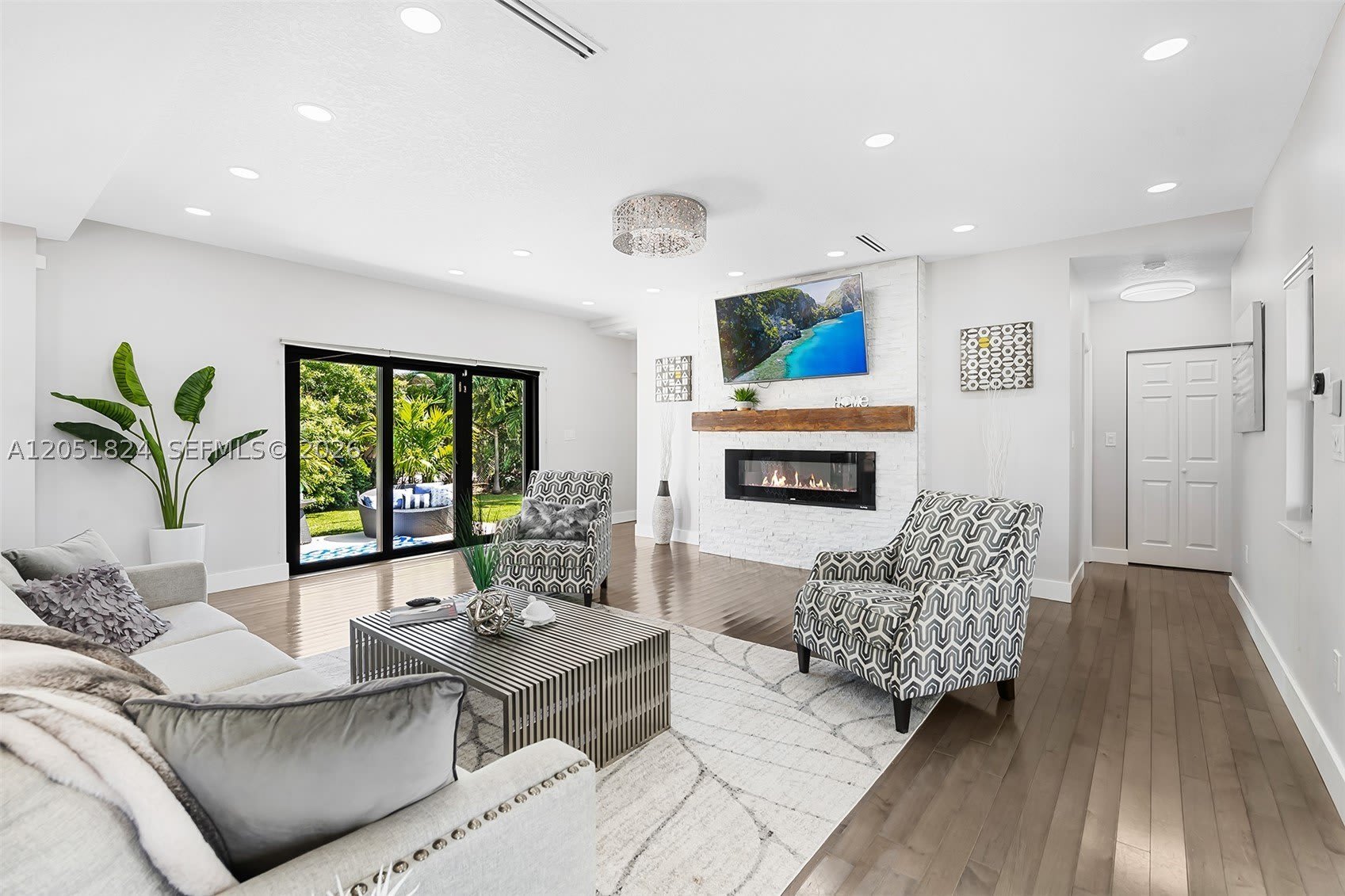 2301 E Las Olas Blvd – photo 5