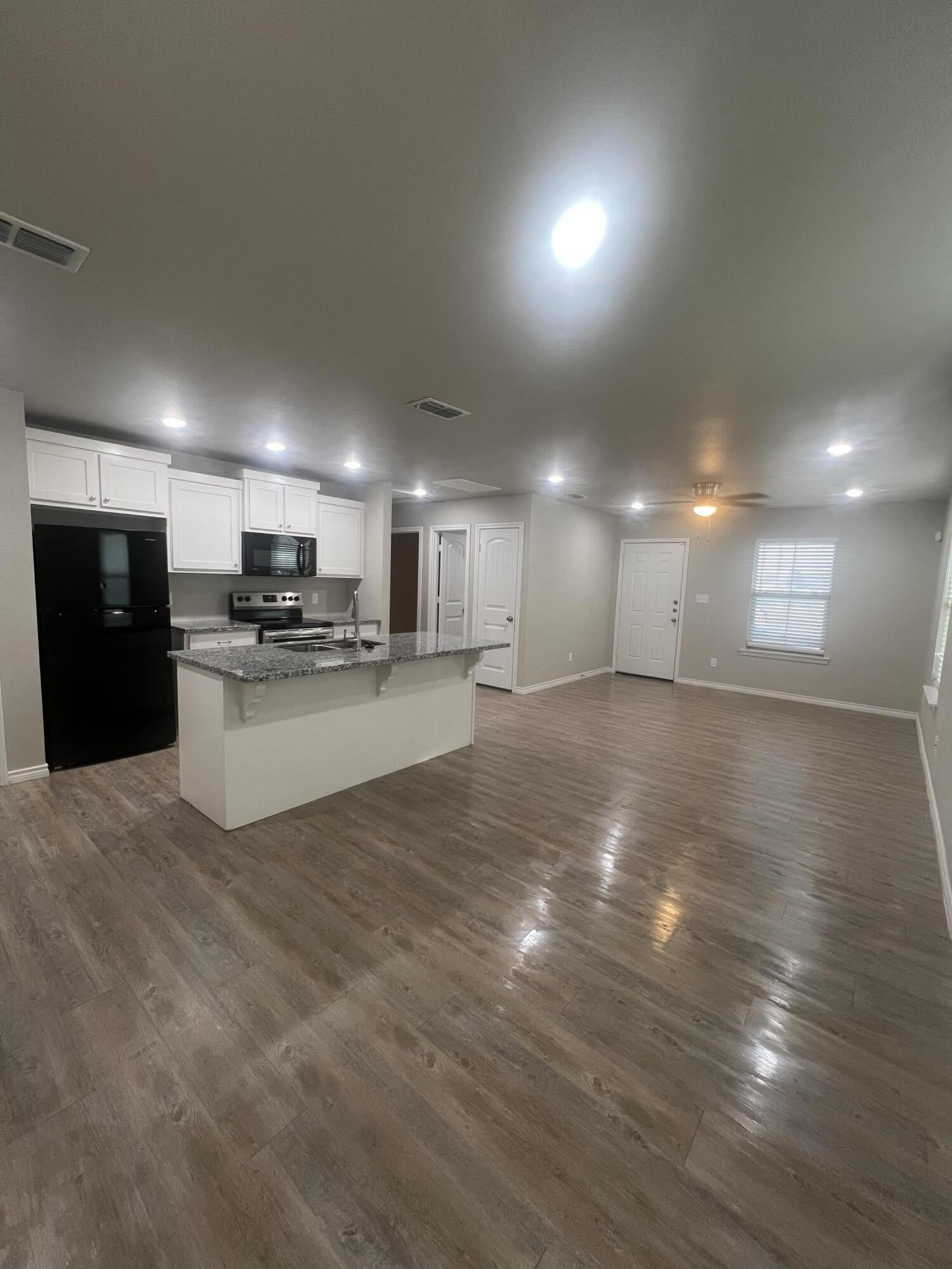 2632 Hickory Avenue – photo 5