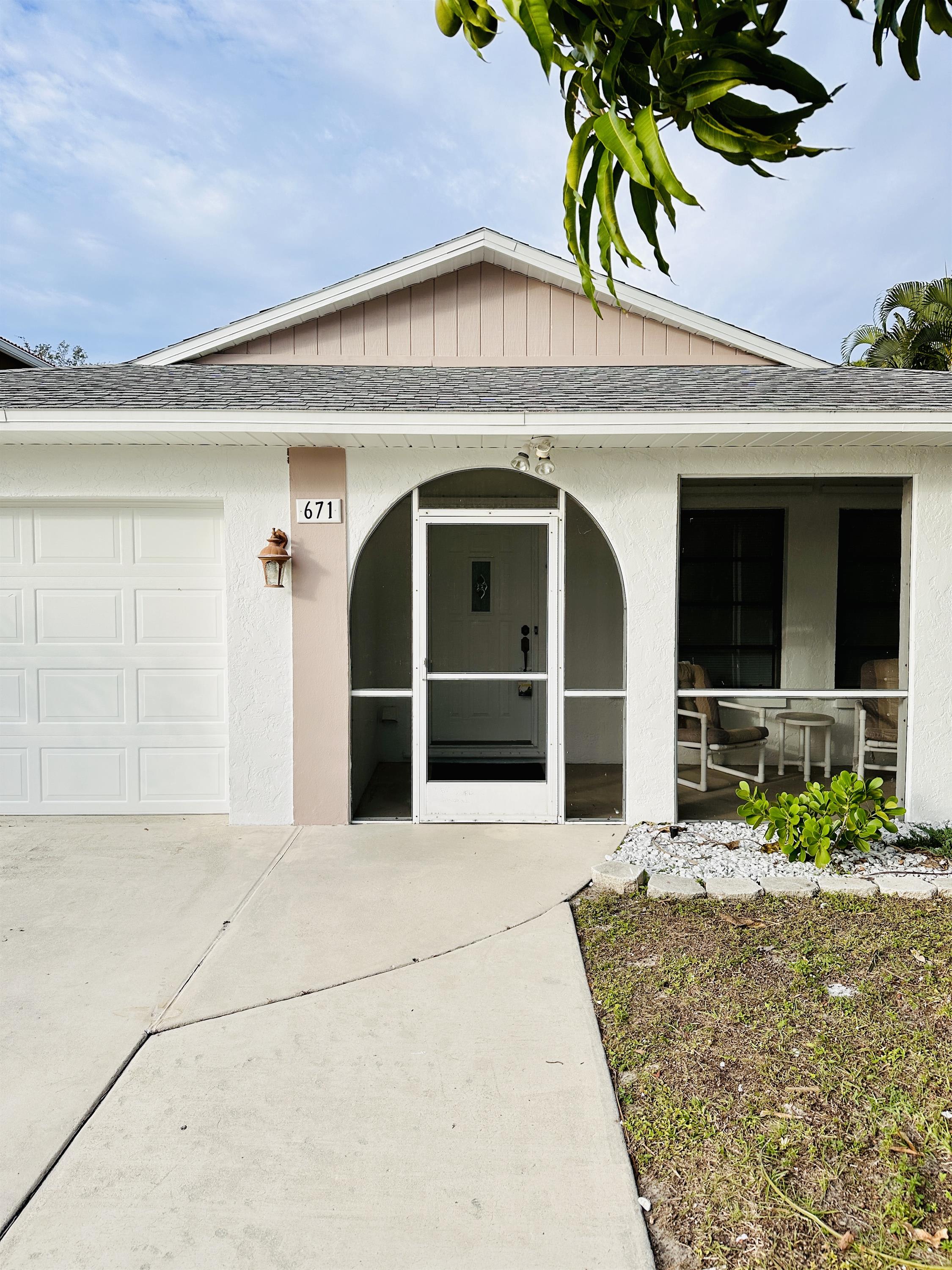 671 94Th Ave N – photo 2