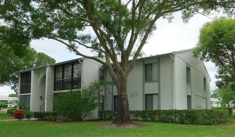 1225 PINE RIDGE Circle W – photo 1