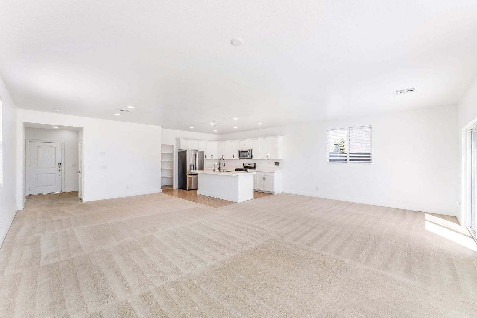 Modern Living in a Newer North Las Vegas Community! – photo 5