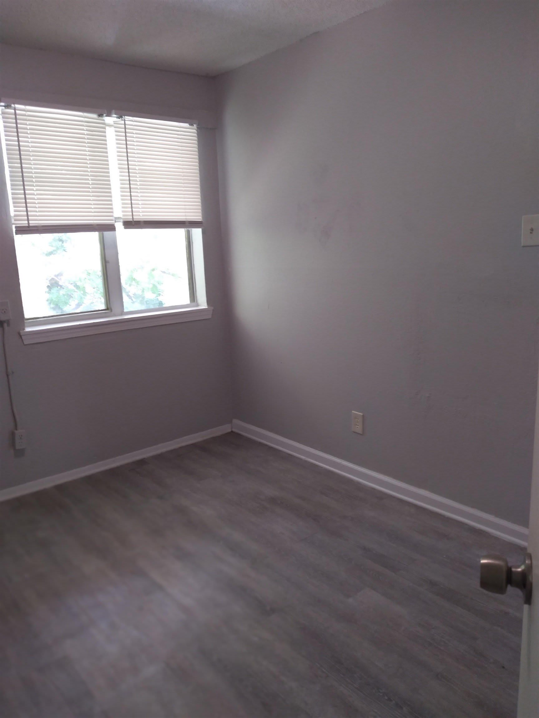 2116 HOWELL Ave – photo 3