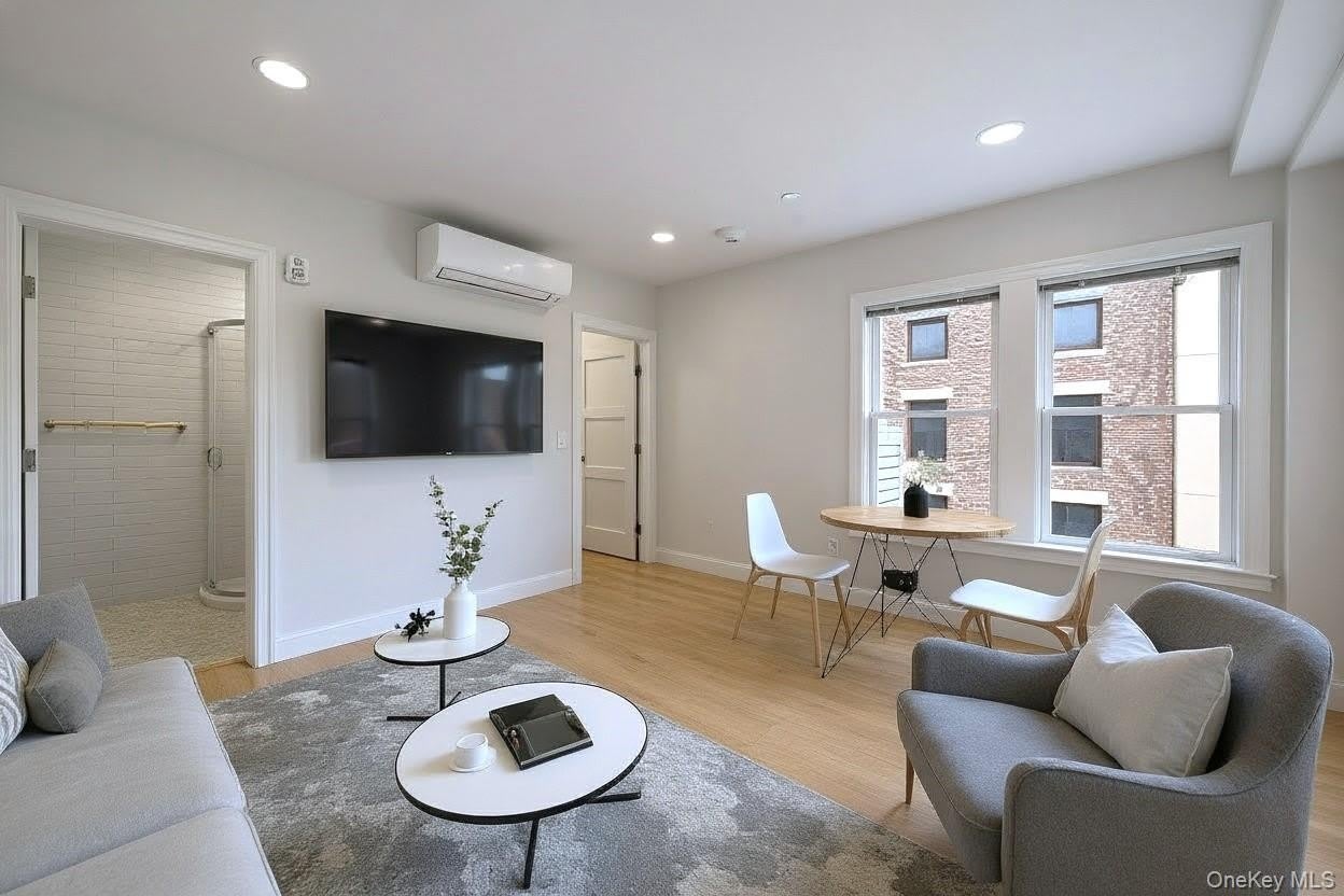 584 Main Street – photo 5