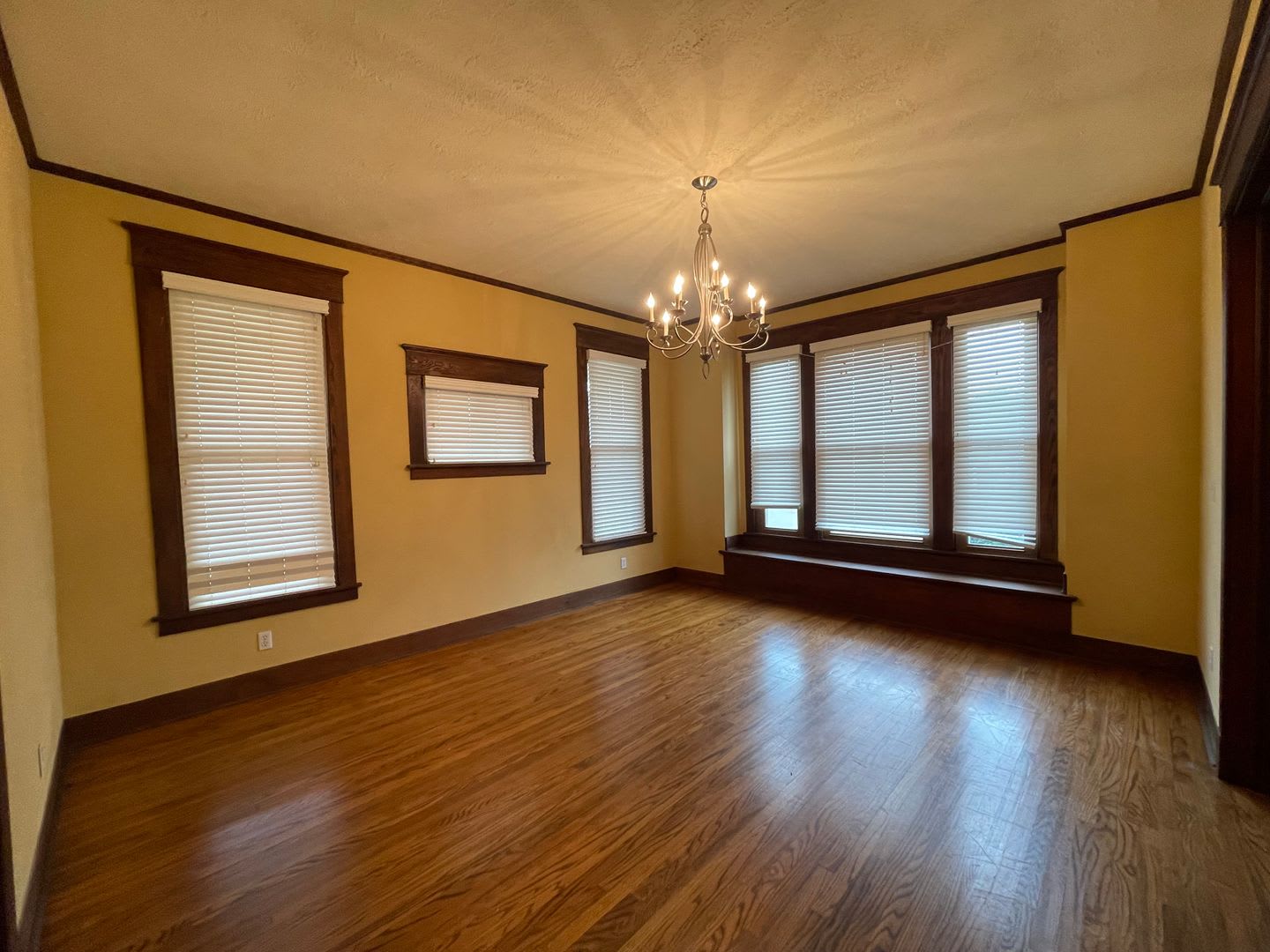 3B 2B Home Available In Downtown Lake Charles – photo 2