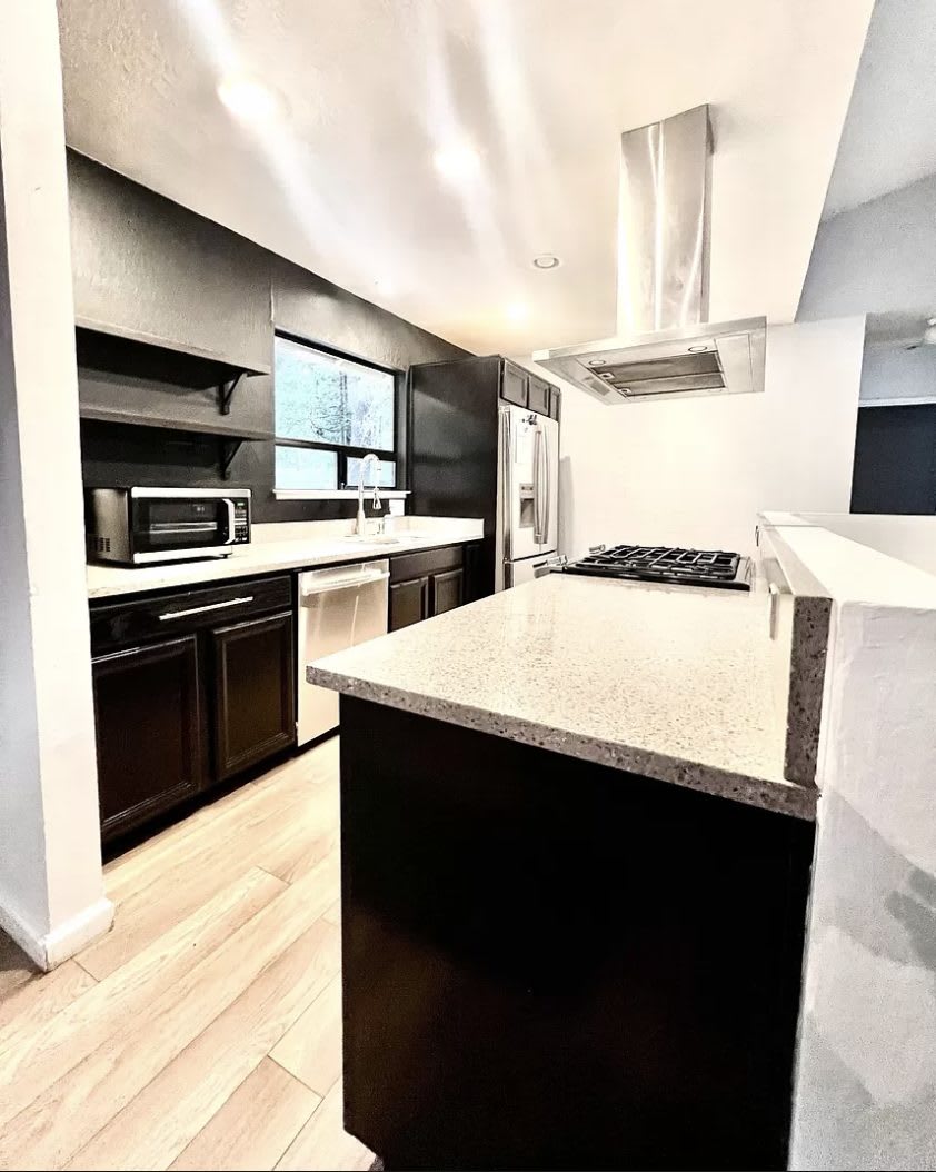 27151 Lake Drive – photo 2