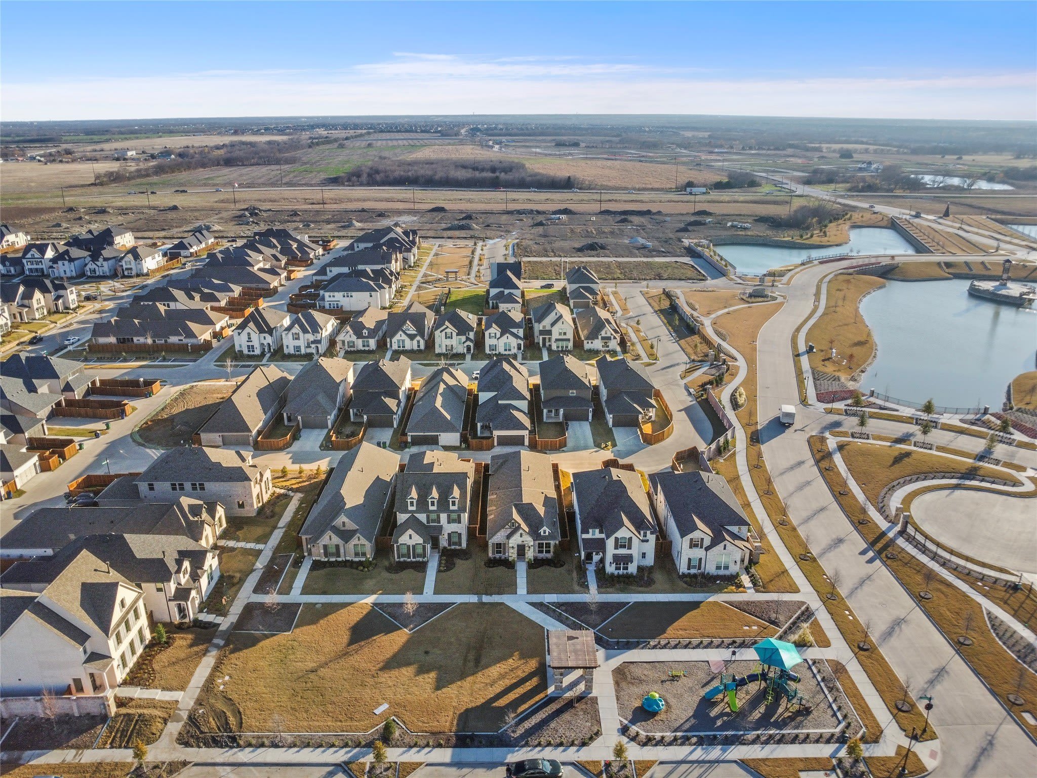 2612 Griffith Mews – photo 5
